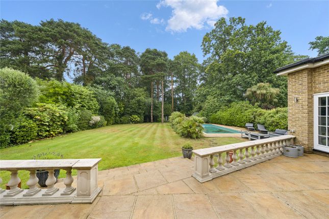Fairacre,, Godolphin Road, Surrey photo 4