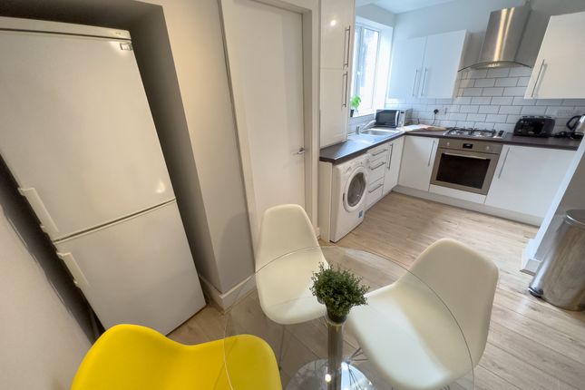 73, Mansell Road, L6 6AY photo 4