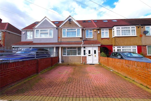 Thumbnail Terraced house for sale in Selan Gardens, Hayes, Greater London