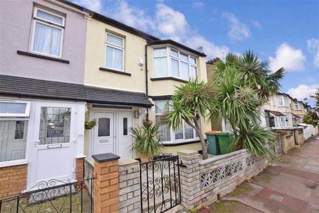 3 Bedroom House To Rent In Beckton 3 Bedroom House To Rent In Beckton