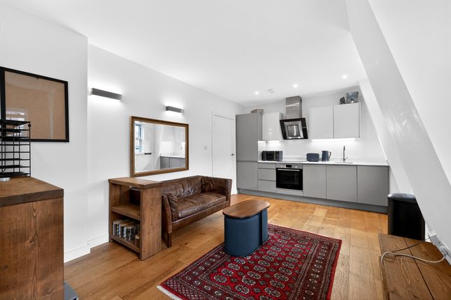 1-bed flat on Flat 6, 1, East Street, London, £330,000