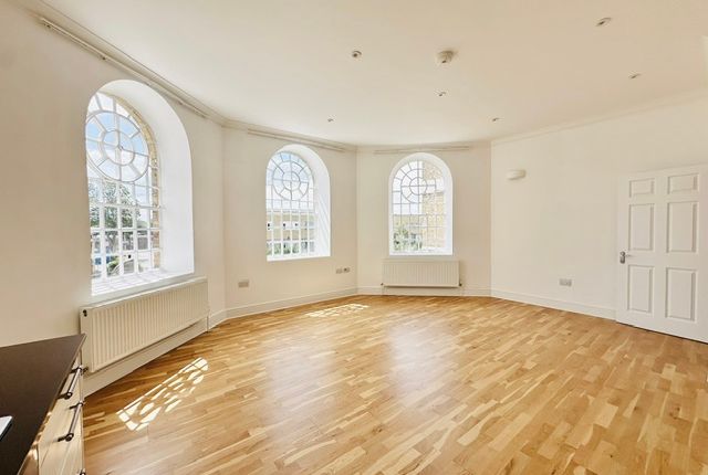 Clerkenwell House, Hilda Road, Hanwell Borders  photo 4