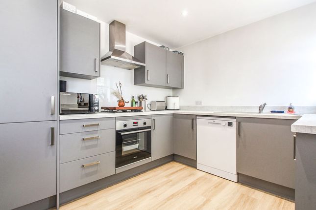 Flat 4, Cedar House, Burns Road, Shortstown photo 2