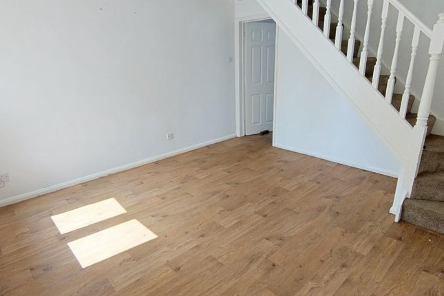 4, Repton Gardens, Hedge End photo 3
