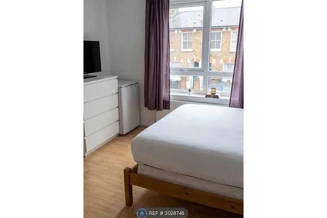 Burchell Road, London photo 2