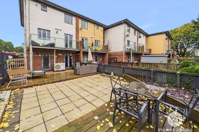 86 Hollin Bank Court Bolton Road, Blackburn photo 4