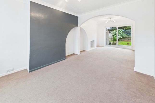 8, Stubley Close, Dronfield photo 2