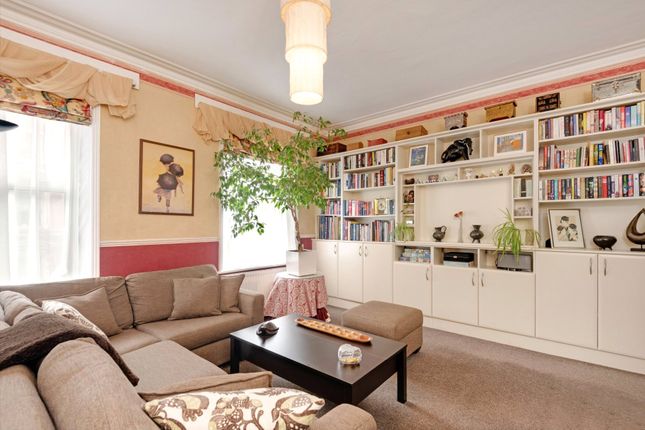 Thumbnail Flat for sale in Clifton Road, Little Venice, London