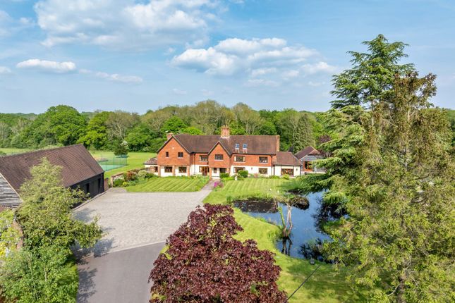 Thumbnail Country house for sale in The Haven, Billingshurst, West Sussex
