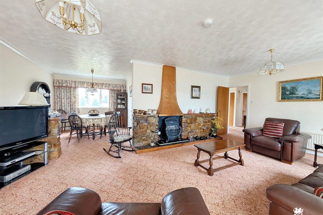 37, Banc Pendre, Kidwelly photo 2