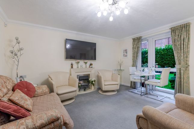 Flat 5, Middlemarch Lodge, Rickmansworth photo 3