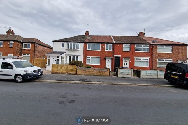 John St, Droylsden, Manchester photo 3