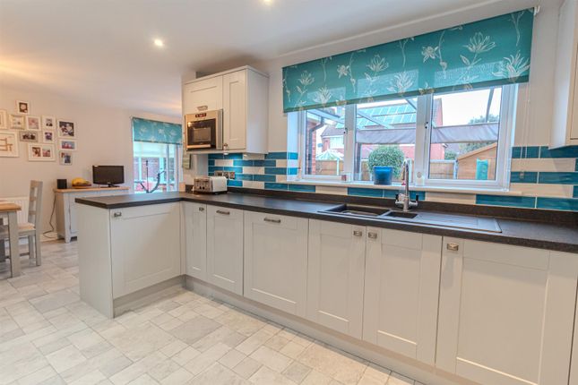 Detached house for sale in Newton Close, Lowdham, Nottingham