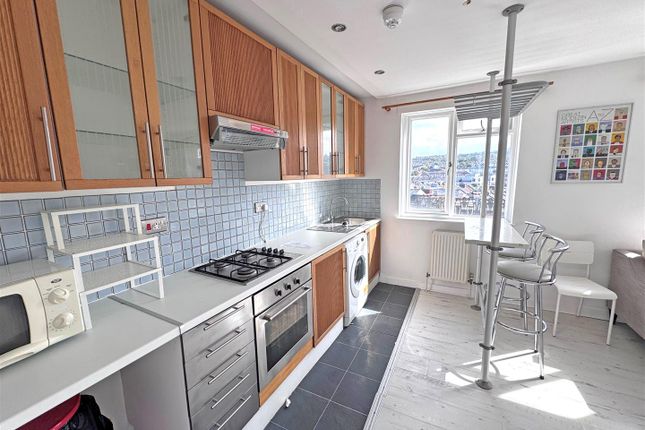 Top  Floor Flat, 7, Roundhill Crescent, Brighton photo 2