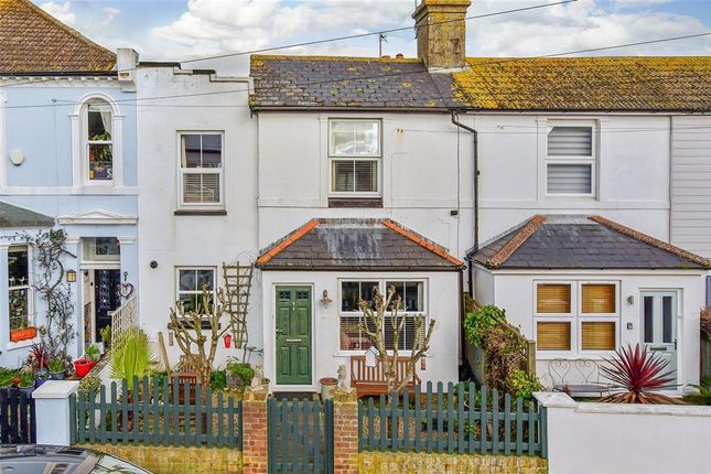 Thumbnail Terraced house for sale in Victoria Road, Hythe, Kent