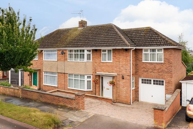 4 Ledbury Road, Barton Seagrave-2.Jpg