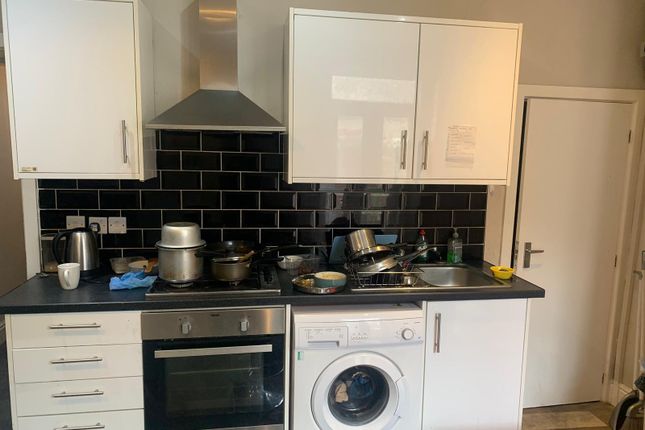 137, Seaford Road, Salford photo 2
