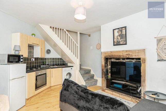 1, Sunfield, Pudsey photo 2