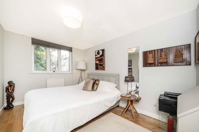 134, Coopers Lane, London photo 4