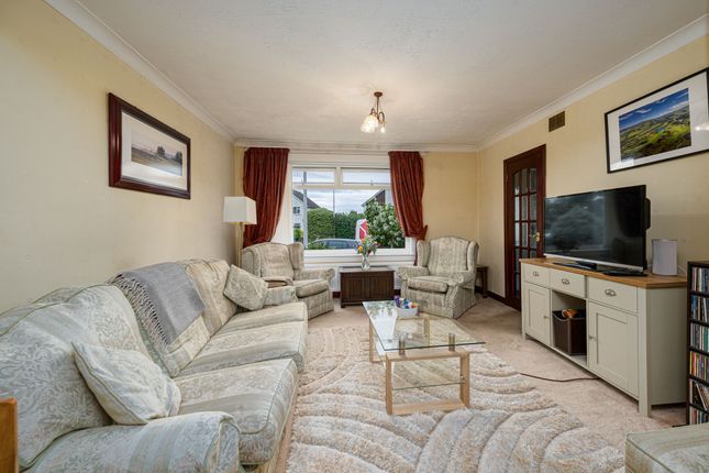 65 Gotterstone Drive, Dundee photo 4