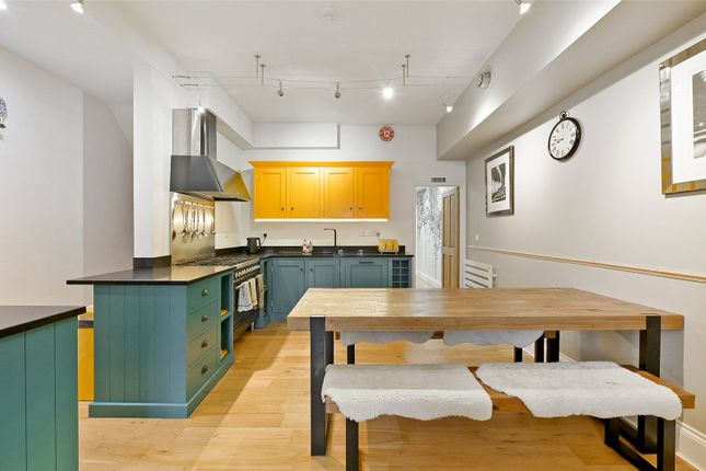 Flat 1, 9, Station Road, Oxfordshire photo 4