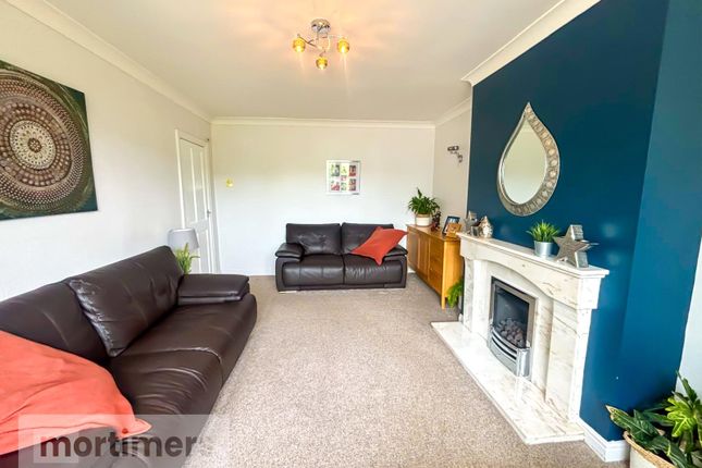 8, Mayfair Crescent, Blackburn photo 4
