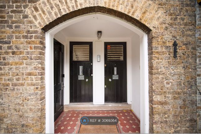A Trinity Crescent, Tooting Bec Tooting Bec, London photo 4