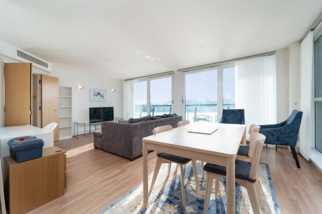 Cinnabar Wharf Central, London photo 4