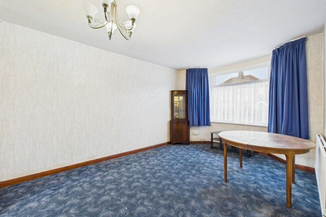 82 Golf Links Road, Hull, East Riding of Yorkshire photo 3