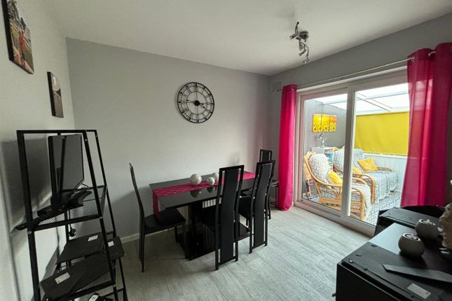 6, Lambwath Villas, Hull photo 4