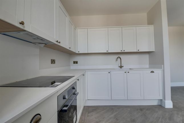 Apartment 6, 1, Portland Terrace, Southsea photo 4