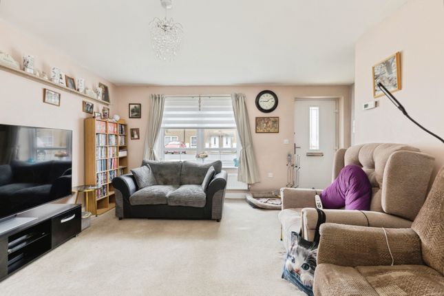 11, Hugh Way, Thetford photo 2