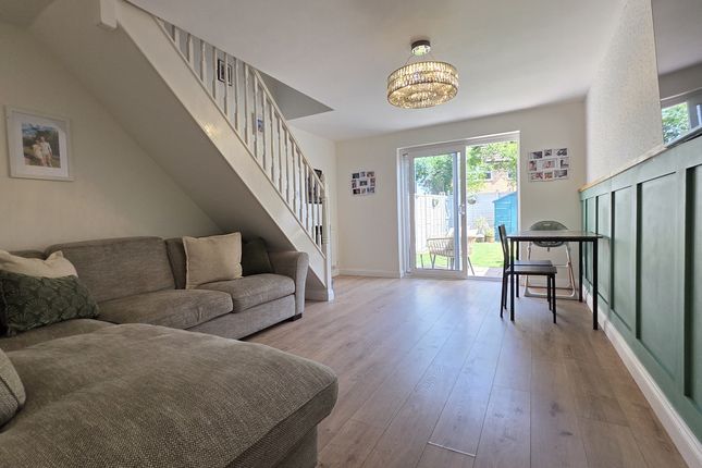 46, Barkus Close, Southam photo 4