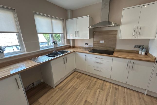 12, Bootle photo 5