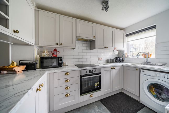 14, Friars Field, Berkhamsted photo 3