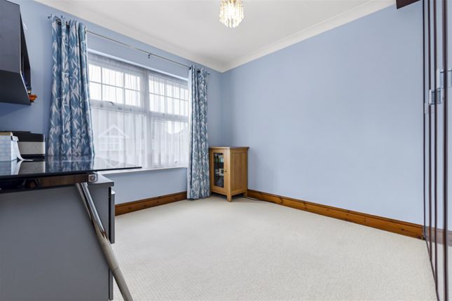 Semi-detached house to rent in Holmbury Gardens, Hayes
