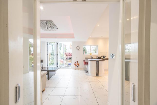 64, Mount Avenue, Westcliff-On-Sea photo 4