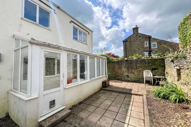 43, Station Road, Huddersfield photo 2