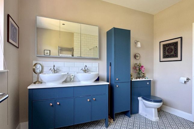 En-Suite 1