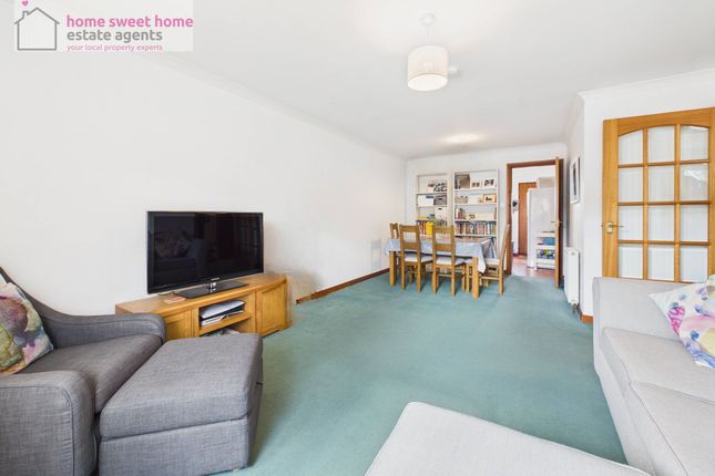 12 Castlehill Gardens, Inverness photo 4