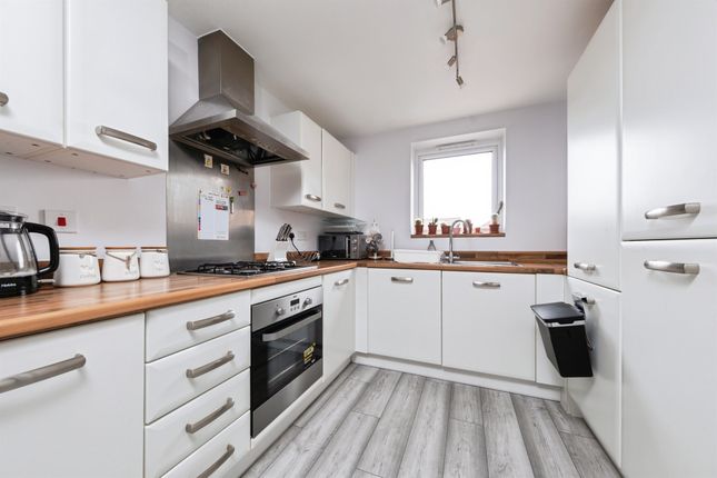 Flat 3, 23, Holt Avenue, Milton Keynes photo 2
