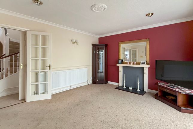 8, The Picquet, Westbury photo 4