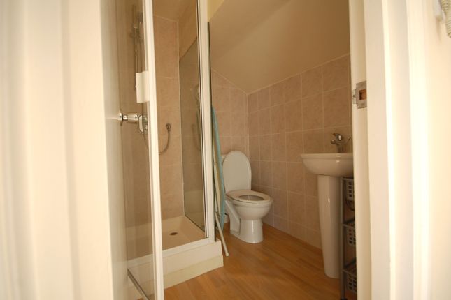 Blythe Road, London photo 5