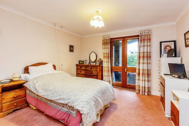 Flat for sale in The Fosseway, Clifton, Bristol