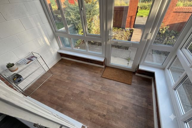 41, Selworthy Road, Manchester photo 2