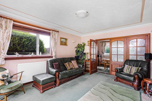 34 Oatlands Park, Linlithgow photo 4