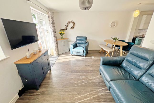 23, Snow Avenue, Leicester photo 2