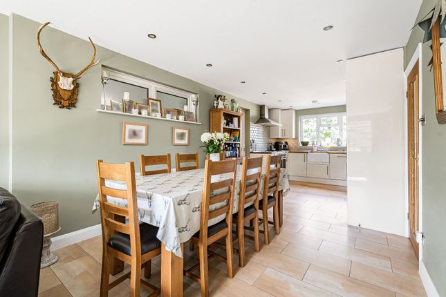 54, Pound Lane, Buckinghamshire photo 4