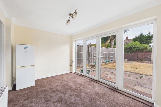 51, Hetherington Close, Berkshire photo 4