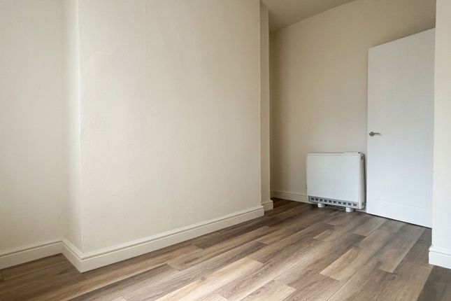 Flat 1, 145 Southgate Street, Gloucester photo 5